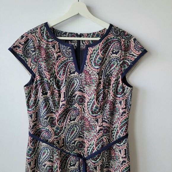 Talbots Womens Paisley Cap Sleeve Back Zip Lined Belted Dress size 12 - Picture 3 of 8